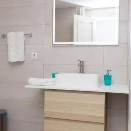 Beautiful 2 Bedrooms , Dona Sofia. Appartamento Fuengirola