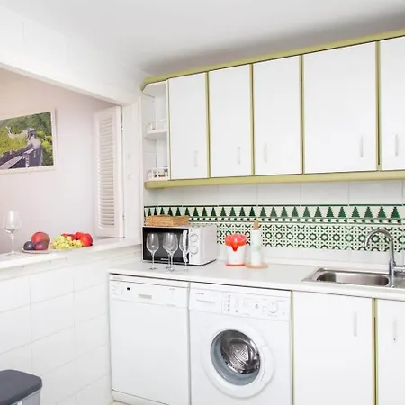 Beautiful 2 Bedrooms , Dona Sofia.