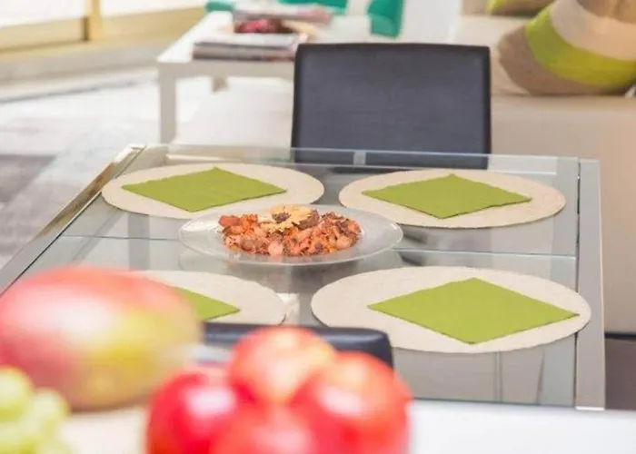 Beautiful 2 Bedrooms , Dona Sofia. Apartment