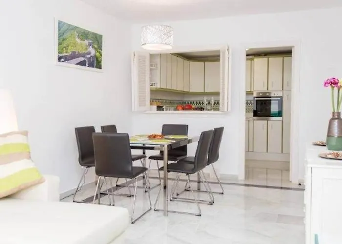 Apartment Beautiful 2 Bedrooms , Dona Sofia. *