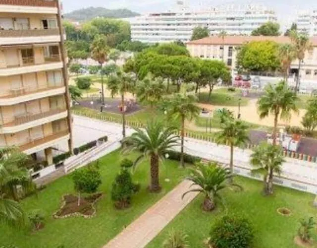 Beautiful 2 Bedrooms , Dona Sofia. Apartment *