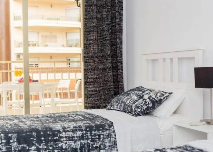 Beautiful 2 Bedrooms , Dona Sofia. *