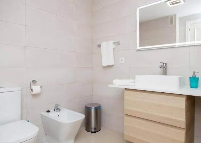 Beautiful 2 Bedrooms , Dona Sofia. * Fuengirola