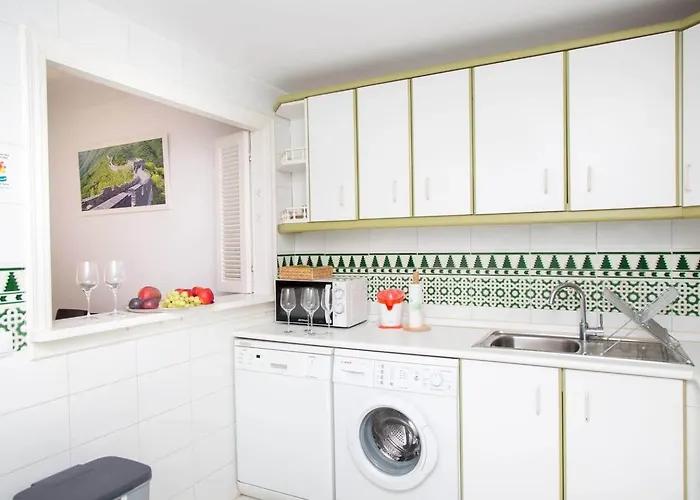 Beautiful 2 Bedrooms , Dona Sofia.